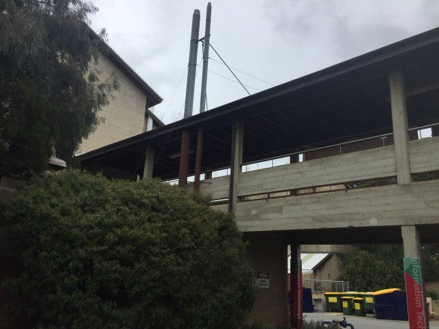 East entrance to north wing level 2