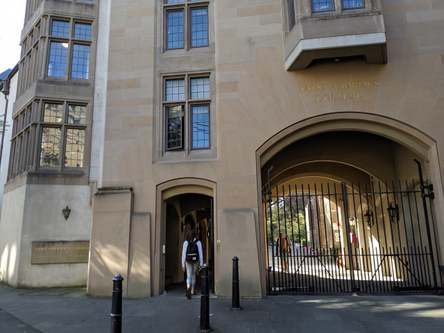 Entrance from Carillon Avenue
