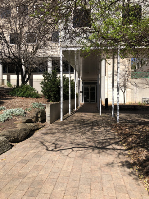 Entrance from lakeside walk