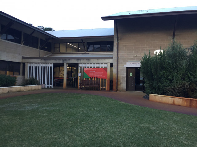 Entrance from Robertson courtyard