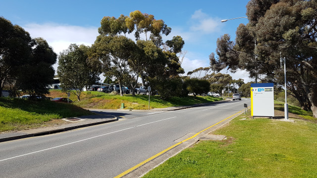 Entry from main road.