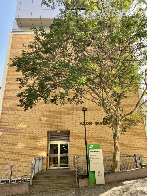 Entry to the building via Staff House Road