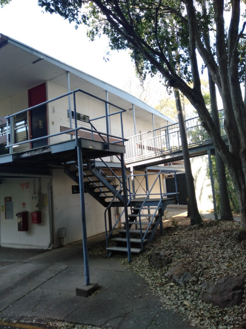 External stairs to get to level 2