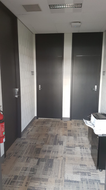 Hallway of rooms 118, 120 and 121
