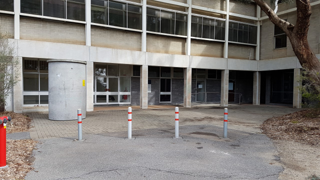 Lakeside entrance on the northeast corner of the building.