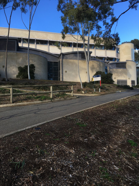 Law and commerce building