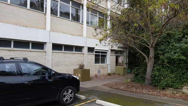 Level 0 southwest entrance from car park 7