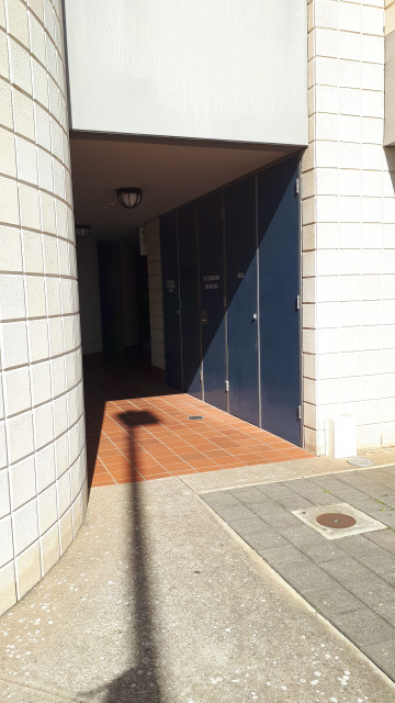 Level 1 entrance from car park 4