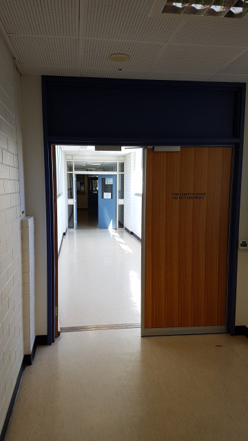 Level 1 entrance from physical sciences building (level 3).