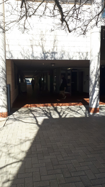 Level 1 entrance from social sciences south