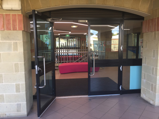 Level 2 south entrance