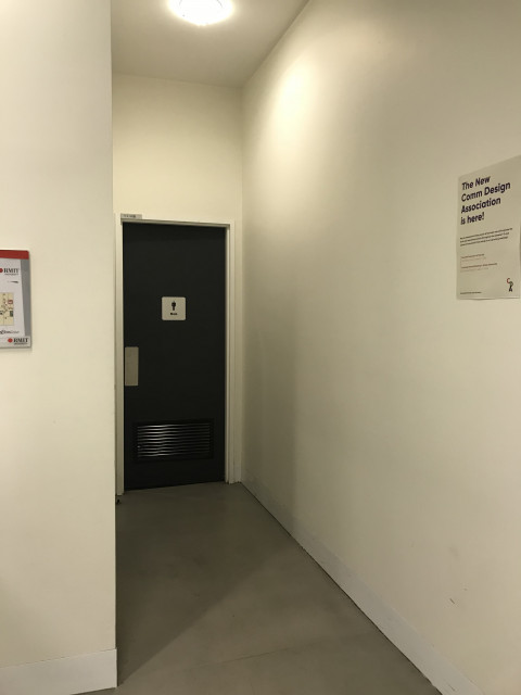 Male toilet