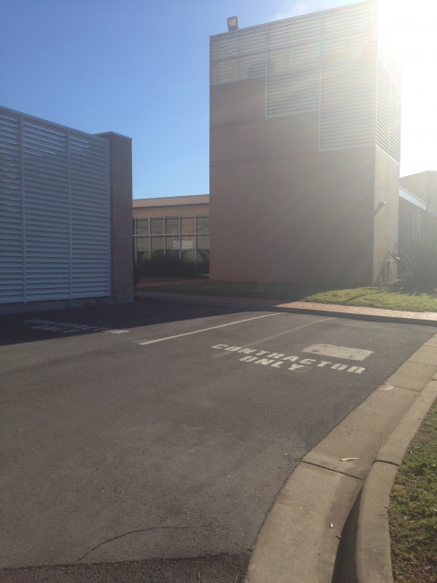 P16 Parking