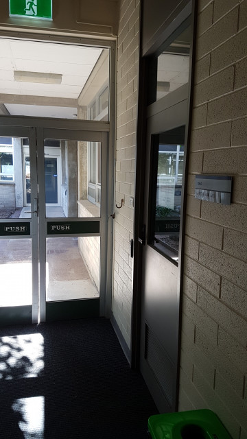 Sand Tank Lab beside the entrance from the courtyard.
