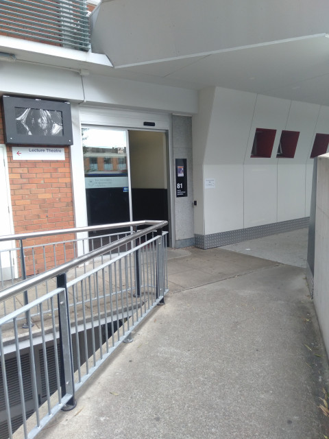 Side entrance (Level 3) from ramp