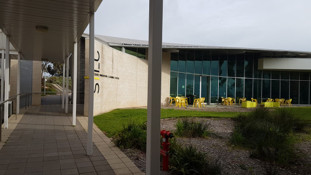SILC entrance from the Earth Sciences building.