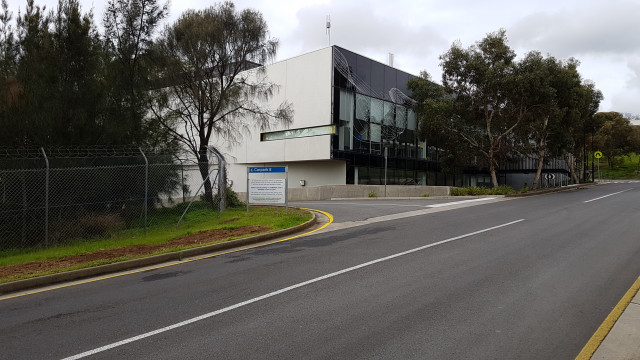 Turnoff for car park 8