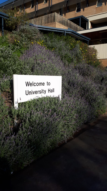 Uni hall sign