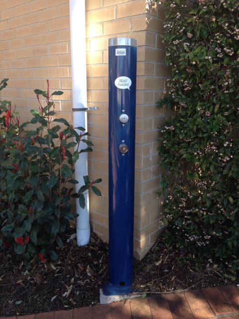 Water refilling station